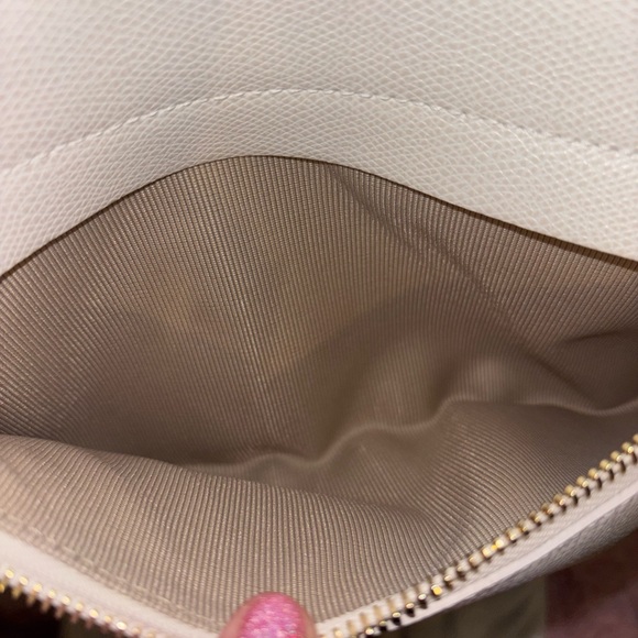 Furla Like New White Handbag - Picture 4 of 12